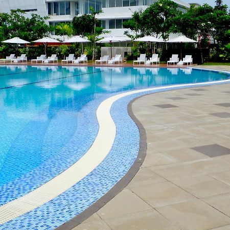 Nunia Inn Bandara Jakarta Тангеранг Экстерьер фото